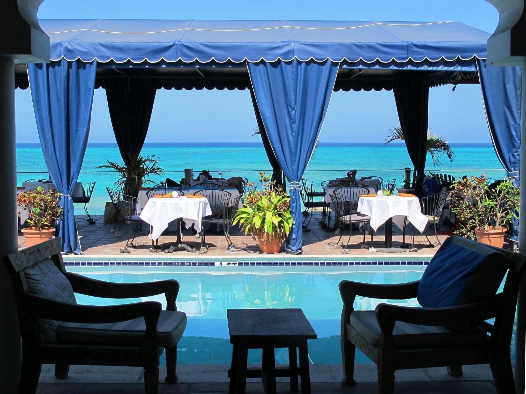 Osprey Beach Hotel Cockburn Town المظهر الخارجي الصورة